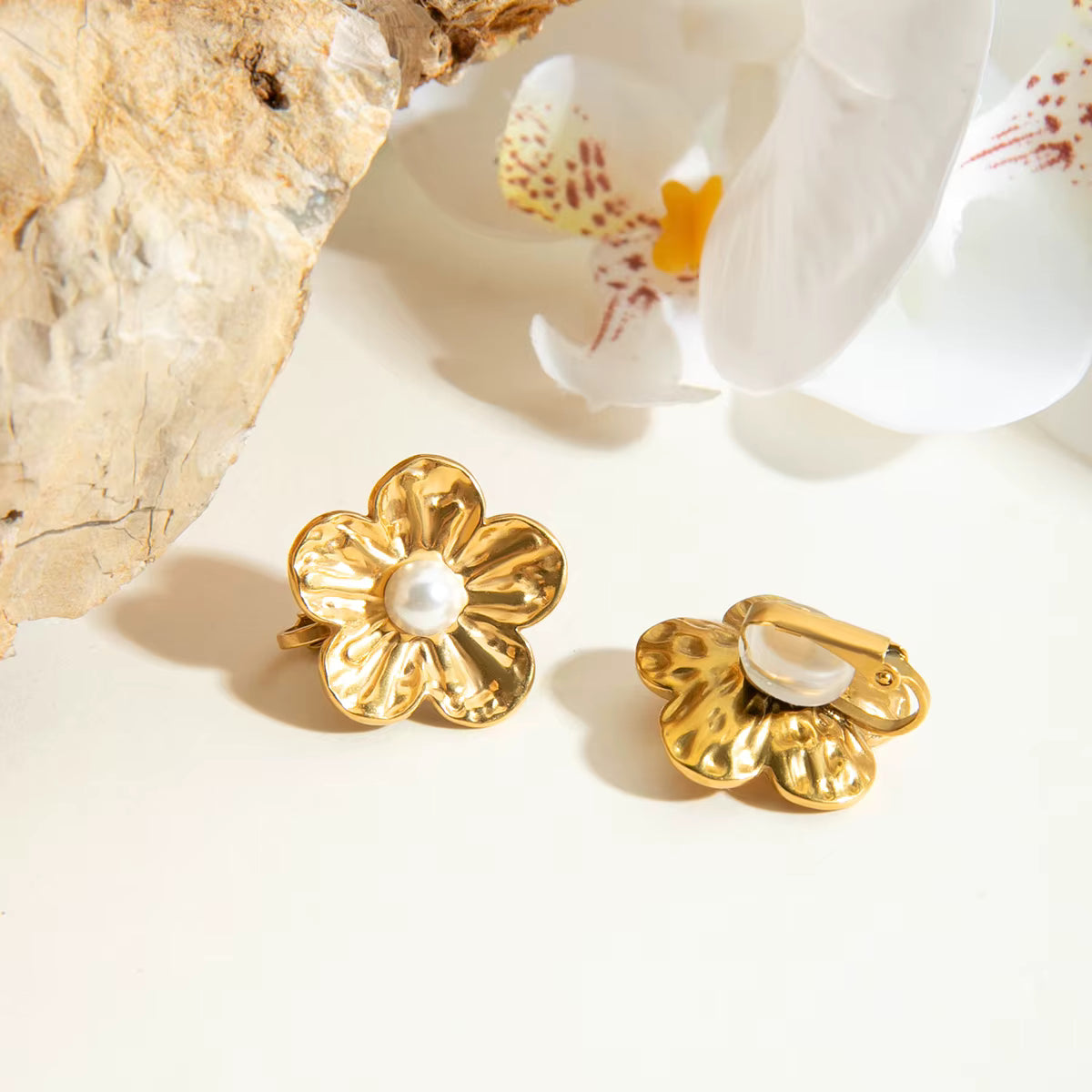 ARETES CLIP FLOR