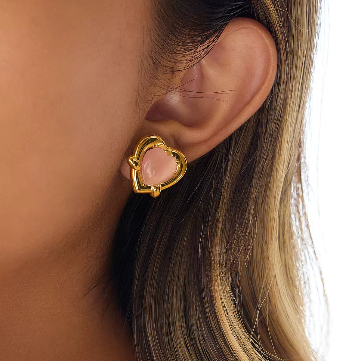ARETES LOVE ROSE