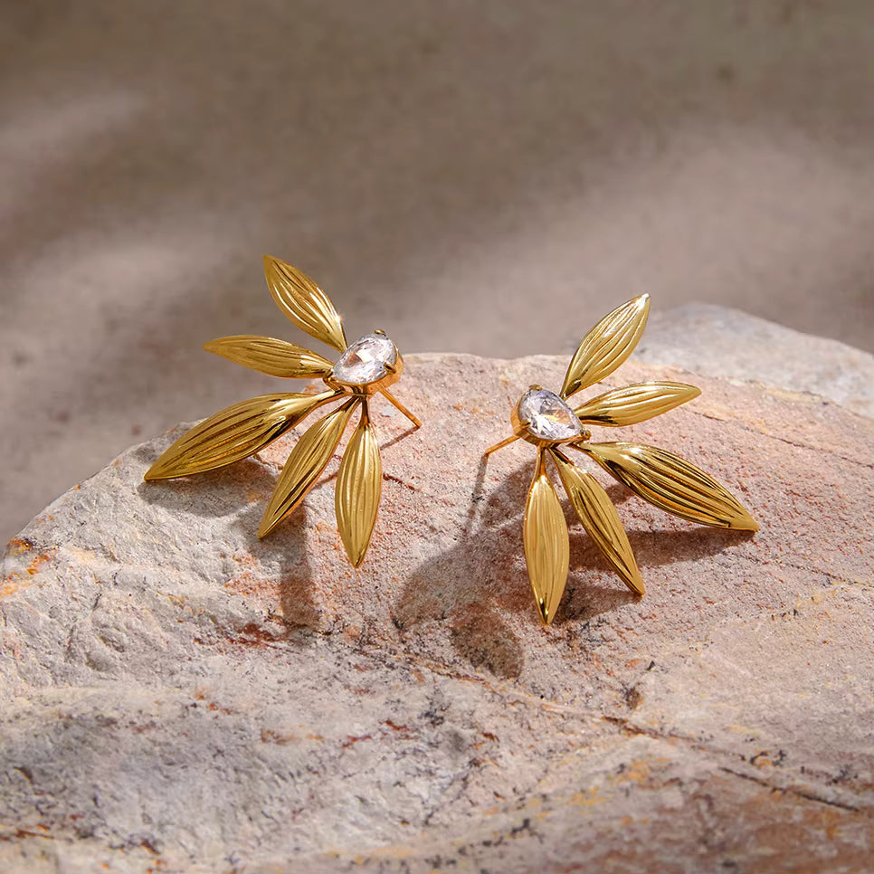 ARETES HOJA CIRCONITA