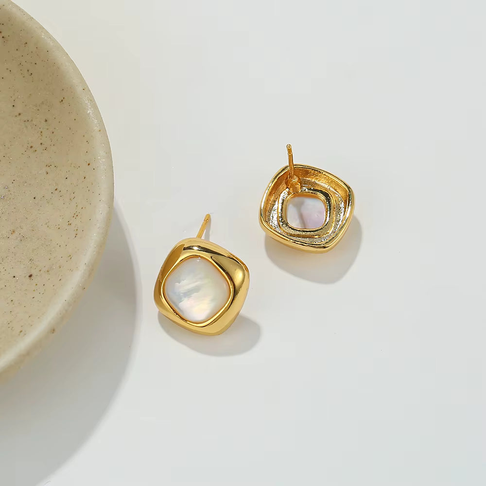 ARETES PERLA CUADRADO