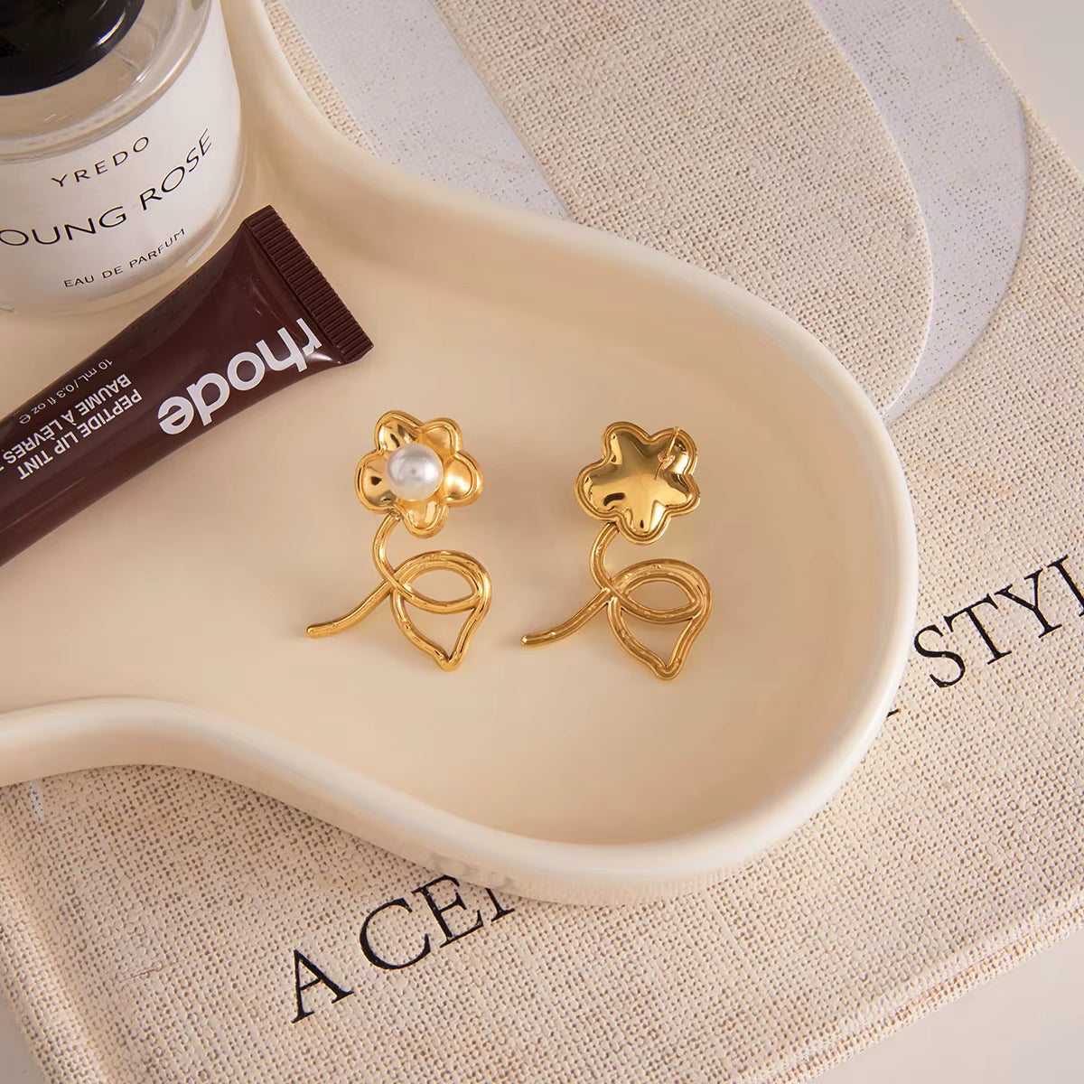 ARETES FLOR PERLA