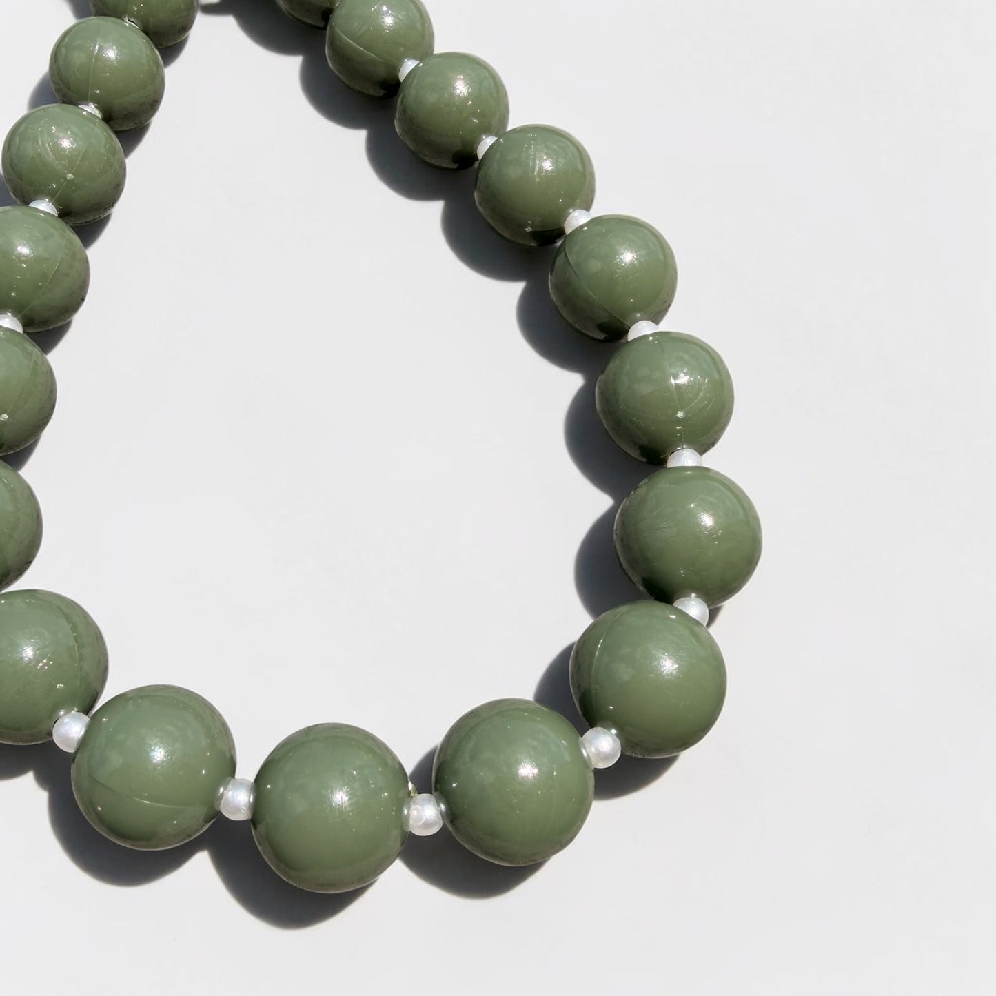 COLLAR CHICLE OLIVA